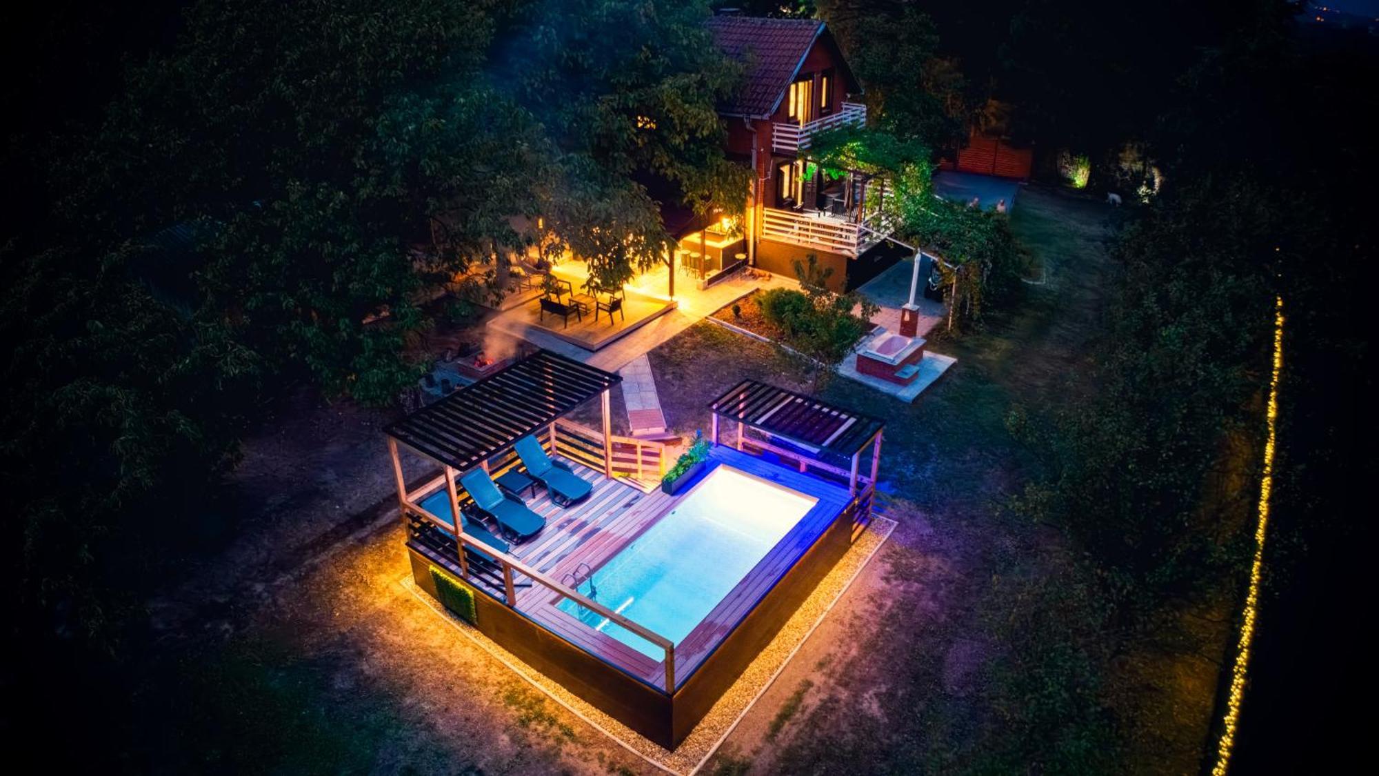 Villa Dijana - Pool, Spa, Outdoor Kitchen Belgrad Dış mekan fotoğraf